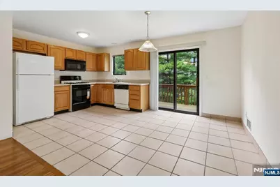 201 Watchung Avenue C19 #C19, Bloomfield, NJ 07003 - Photo 10