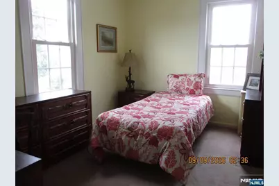 516 Willow Avenue, Lyndhurst Township, NJ 07071 - Photo 10