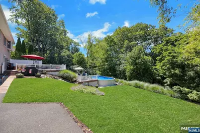 32 Tuscarora Drive, Oakland, NJ 07436 - Photo 14