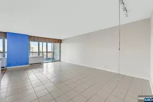 5 Horizon # 907, Fort Lee, NJ 07024 - Photo 22