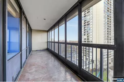 5 Horizon # 907, Fort Lee, NJ 07024 - Photo 16
