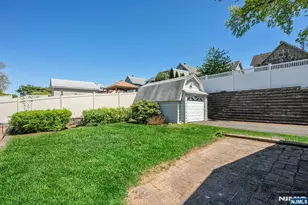 247 Fern Ave 1, Lyndhurst Township, NJ 07071 - Photo 22