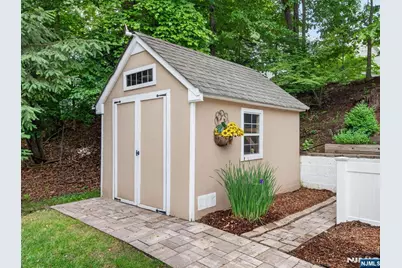 444 Lake Road, Wyckoff Township, NJ 07481 - Photo 48