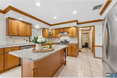 86 Timberline Drive, Wayne, NJ 07470 - Photo 14