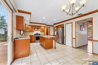 86 Timberline Drive, Wayne, NJ 07470 - Photo 12