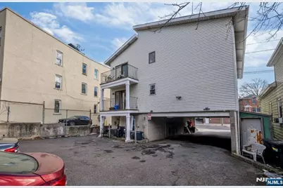 349 Gorge Road, Cliffside Park, NJ 07010 - Photo 24