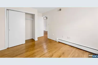 349 Gorge Road, Cliffside Park, NJ 07010 - Photo 10