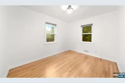 85 Serpentine Road, Demarest, NJ 07627 - Photo 10