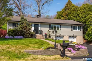 1 Circle Blvd, West Milford, NJ 07435 - Photo 2