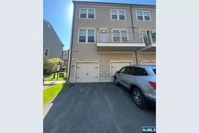 45 Leahy Drive, Wood Ridge, NJ 07075 - Photo 4