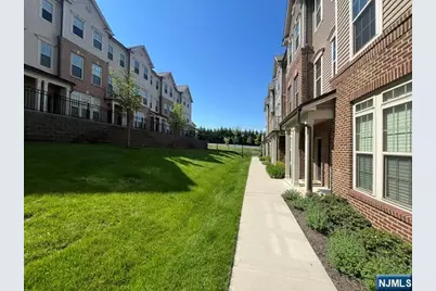 45 Leahy Drive, Wood Ridge, NJ 07075 - Photo 2