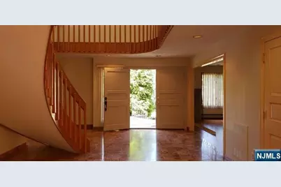 120 Jenkins, Englewood Cliffs, NJ 07632 - Photo 4