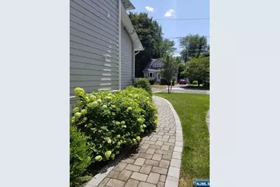 7 Lindley Avenue B #B, Tenafly, NJ 07670 - Photo 4