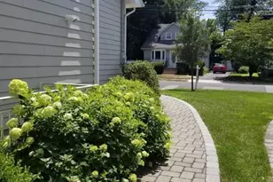 7 Lindley Ave B, Tenafly, NJ 07670 - Photo 4