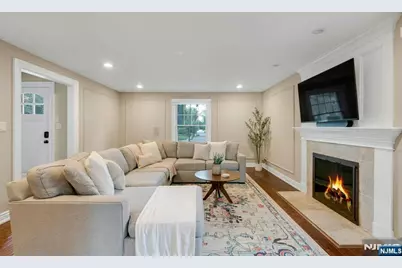 601 Ackerman Avenue, Ho Ho Kus, NJ 07423 - Photo 2