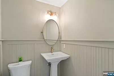 601 Ackerman Avenue, Ho Ho Kus, NJ 07423 - Photo 12