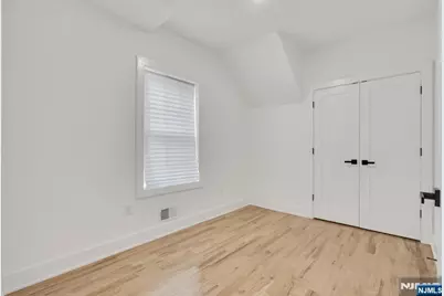 196 Taylor Street, Orange, NJ 07050 - Photo 6