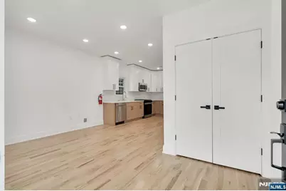 196 Taylor Street, Orange, NJ 07050 - Photo 28