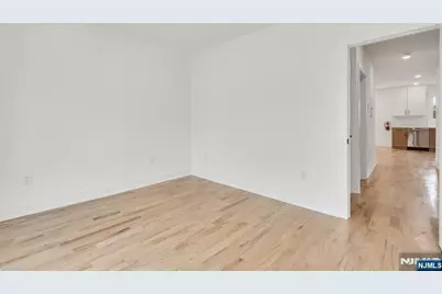 196 Taylor Street, Orange, NJ 07050 - Photo 14