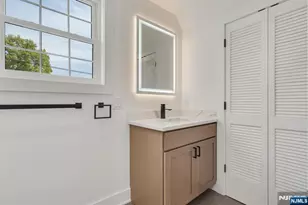 196 Taylor St, Orange, NJ 07050 - Photo 26