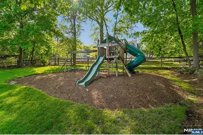 95 Knollton Road, Allendale, NJ 07401 - Photo 36