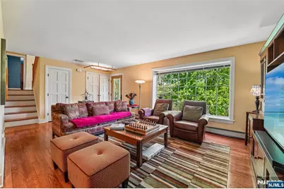 95 Knollton Road, Allendale, NJ 07401 - Photo 6