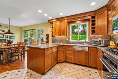 95 Knollton Road, Allendale, NJ 07401 - Photo 14