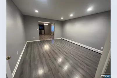 257 Desoto Place 1 #1, Cliffside Park, NJ 07010 - Photo 8
