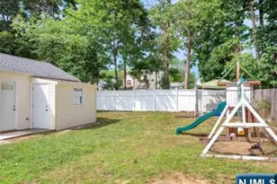 54 Parkway, Rochelle Park Township, NJ 07662 - Photo 22