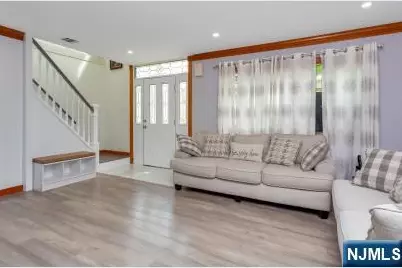 54 Parkway, Rochelle Park Township, NJ 07662 - Photo 2