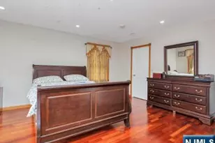 54 Parkway, Rochelle Park Township, NJ 07662 - Photo 20