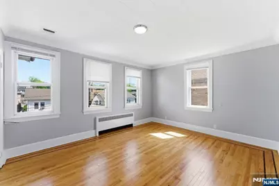 773 Kingsland Avenue, Ridgefield, NJ 07657 - Photo 8