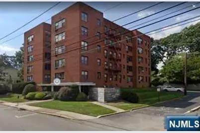 1541 Lemoine Avenue 4F #4F, Fort Lee, NJ 07024 - Photo 1
