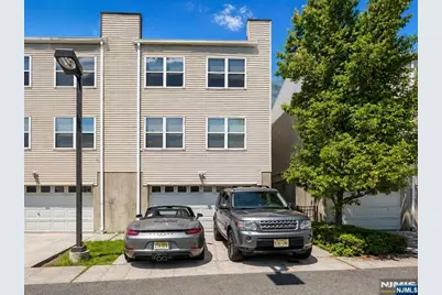 374 Sip Avenue 1 #1, Jersey City, NJ 07306 - Photo 16