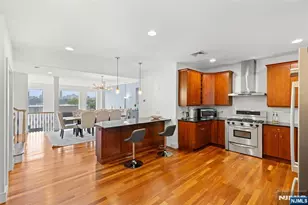 7 Oakdene Terrace 7, Edgewater, NJ 07020 - Photo 14