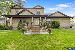 707 Chadwick Dr, Paramus, NJ 07652 - Photo 1