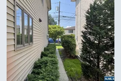 167 Roosevelt 1Fl #1Fl, Palisades Park, NJ 07650 - Photo 2