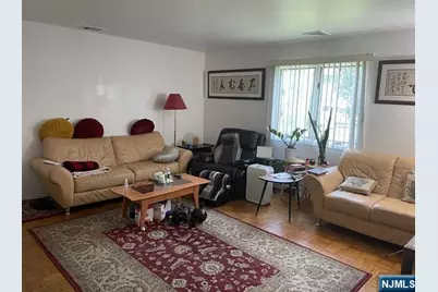 167 Roosevelt 1Fl #1Fl, Palisades Park, NJ 07650 - Photo 4
