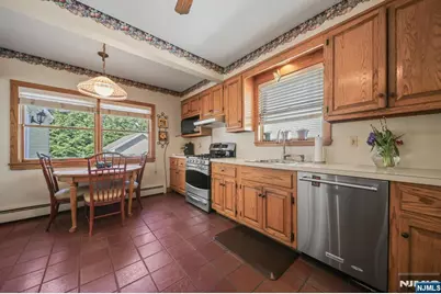 82 Kensington Avenue, Norwood, NJ 07648 - Photo 12