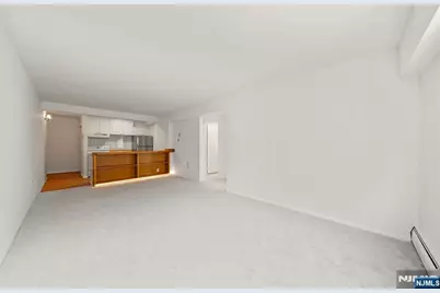 333 Grand Avenue 2N #2N, Palisades Park, NJ 07650 - Photo 10