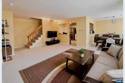 559 Ridge Lane, Fort Lee, NJ 07024 - Photo 2