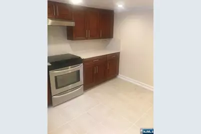 67 Chamberlain Avenue 2 #2, Elmwood Park, NJ 07407 - Photo 10