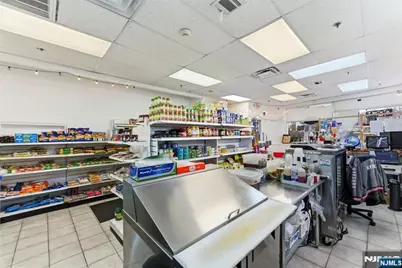 329 Broad, Bloomfield, NJ 07039 - Photo 10