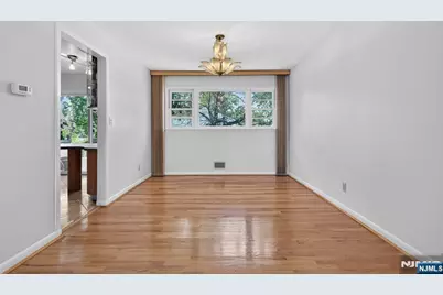 7-45 Richard Street, Fair Lawn, NJ 07410 - Photo 6