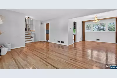 7-45 Richard Street, Fair Lawn, NJ 07410 - Photo 2