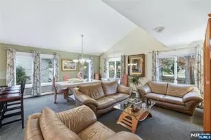 4 Lesa Ln, Hillsdale, NJ 07642 - Photo 10