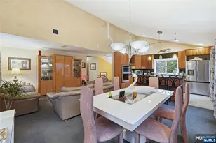 4 Lesa Ln, Hillsdale, NJ 07642 - Photo 14