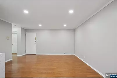 56 68th Street 7 #7, Guttenberg, NJ 07093 - Photo 8