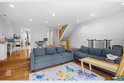 1503 John Street, Fort Lee, NJ 07024 - Photo 6