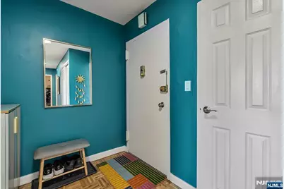 2352 Linwood Avenue 6C #6C, Fort Lee, NJ 07024 - Photo 4